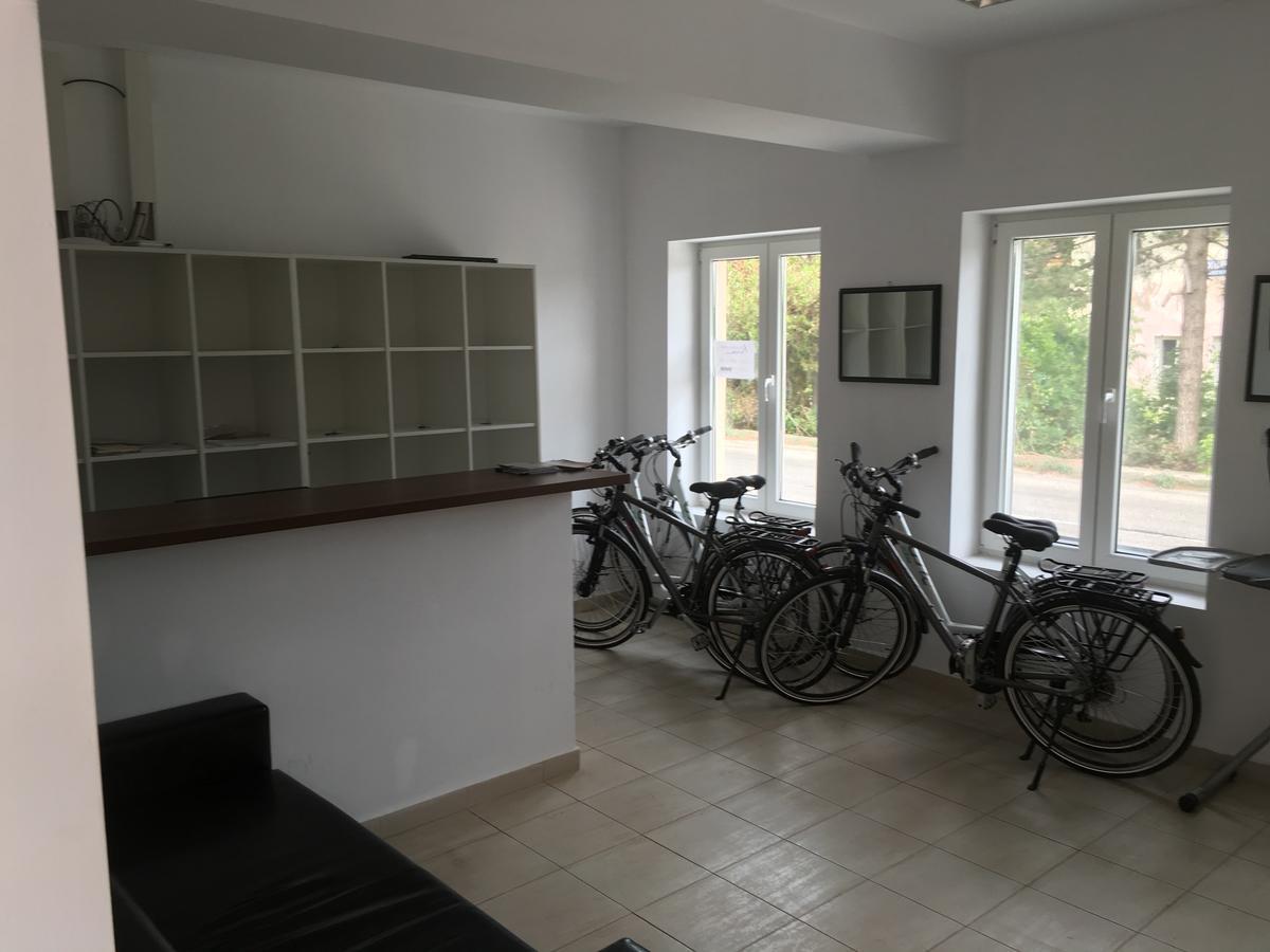 By The River Hotel Oryakhovo Ngoại thất bức ảnh